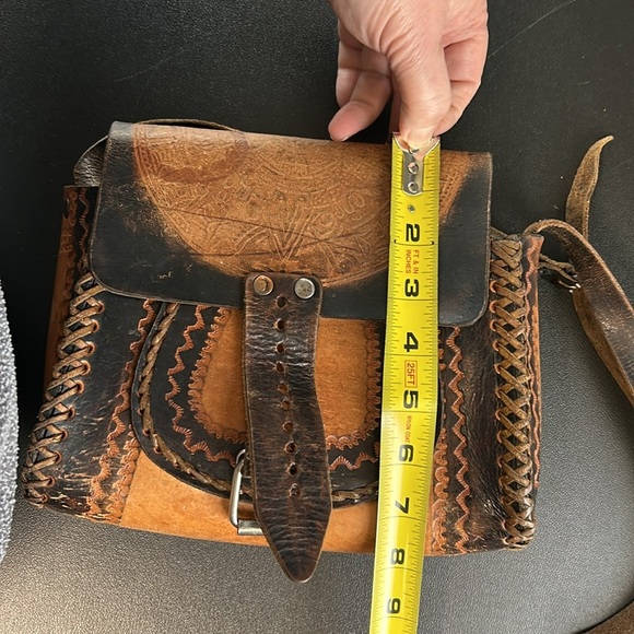 Vintage Artisan Handtooled‎ Leather Purse from Mexico Buckle Close 9” x 8 “ - Picture 14 of 16